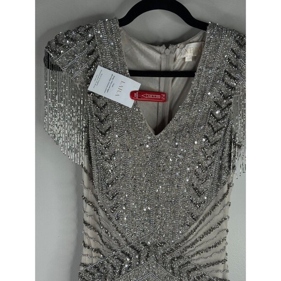 NWT Lara Silver Fringe Beaded Mini Cocktail Dress Short Sleeve V-Neck Size 2 - Picture 6 of 11